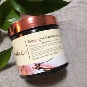 Champagne charcoal scrub